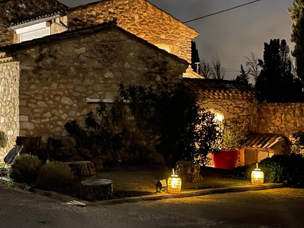 Mas De La Butte Blanche Bed & Breakfast Orgon Dış mekan fotoğraf